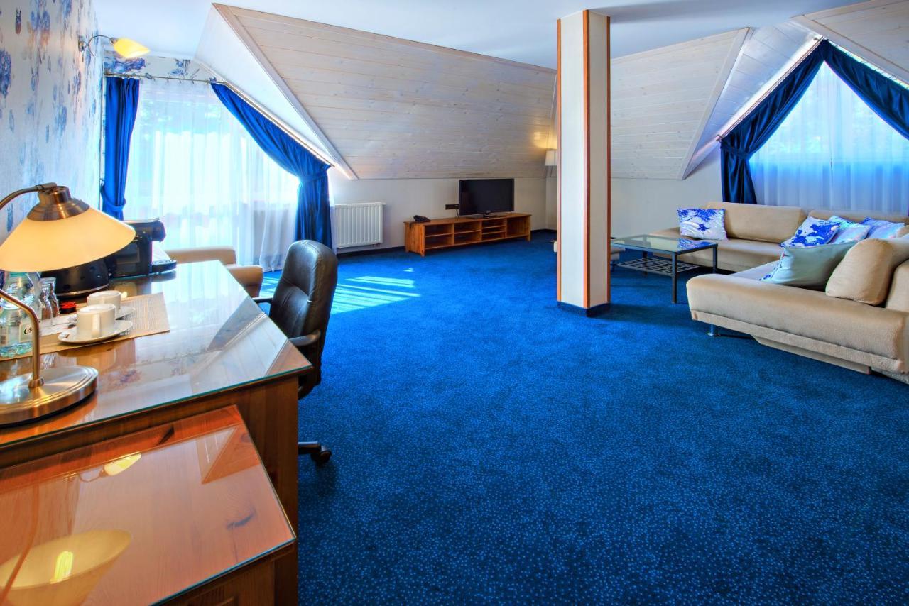 Hotel Zalesie Bochnia Exteriör bild